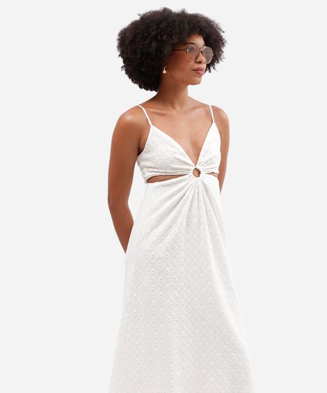 vestido longo feminino de laise com recorte cut out e argola off white