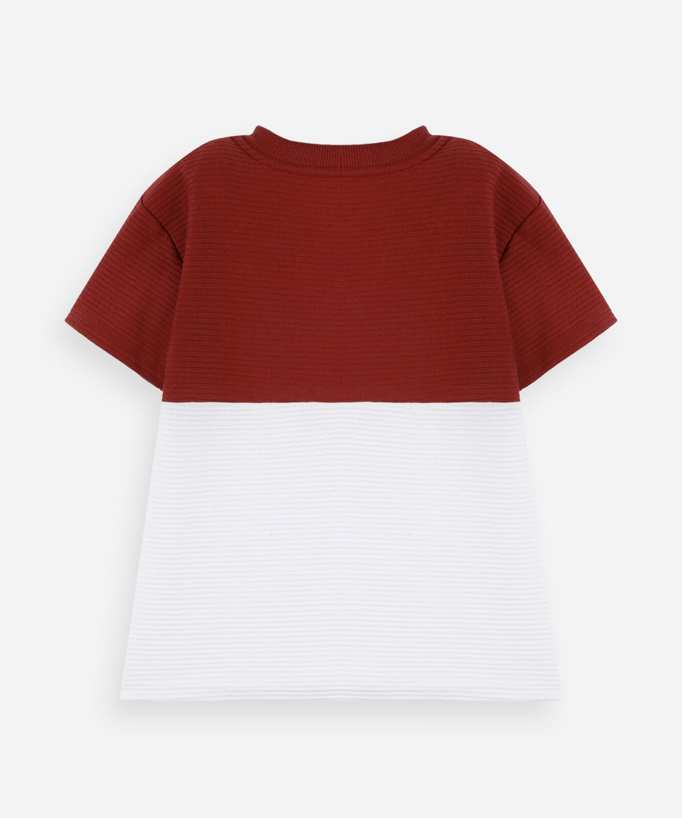camiseta infantil manga curta com recorte bicolor em algodão vinho