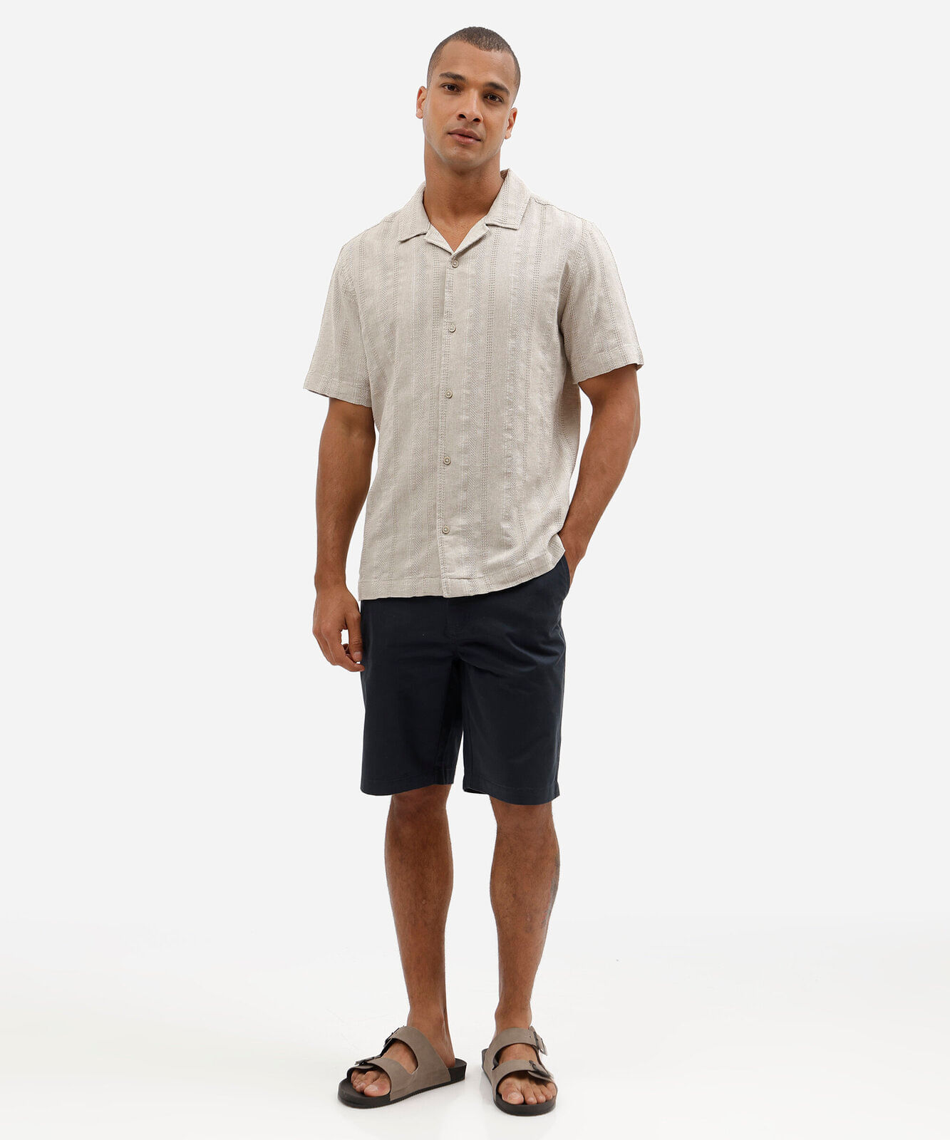camisa masculina comfort de algodão com linho texturizada bege