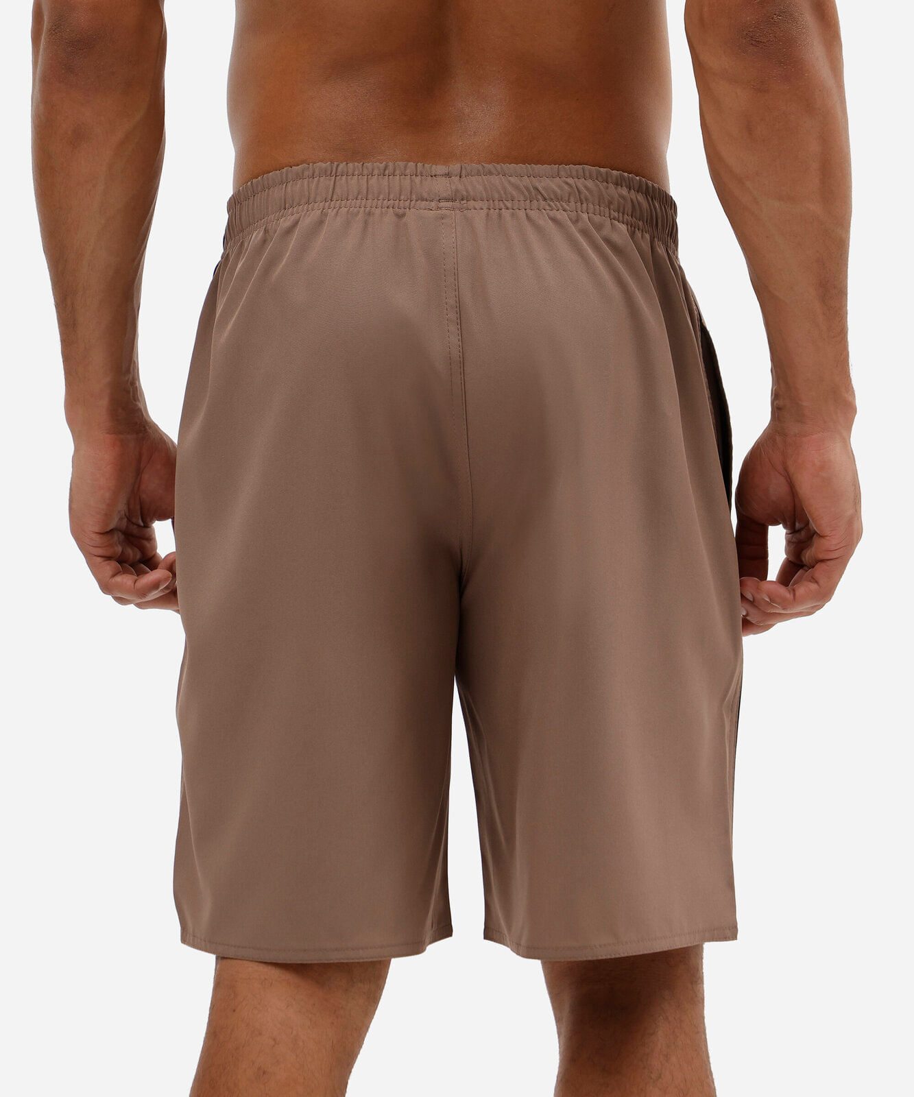 bermuda masculina com bolsos esportiva marrom