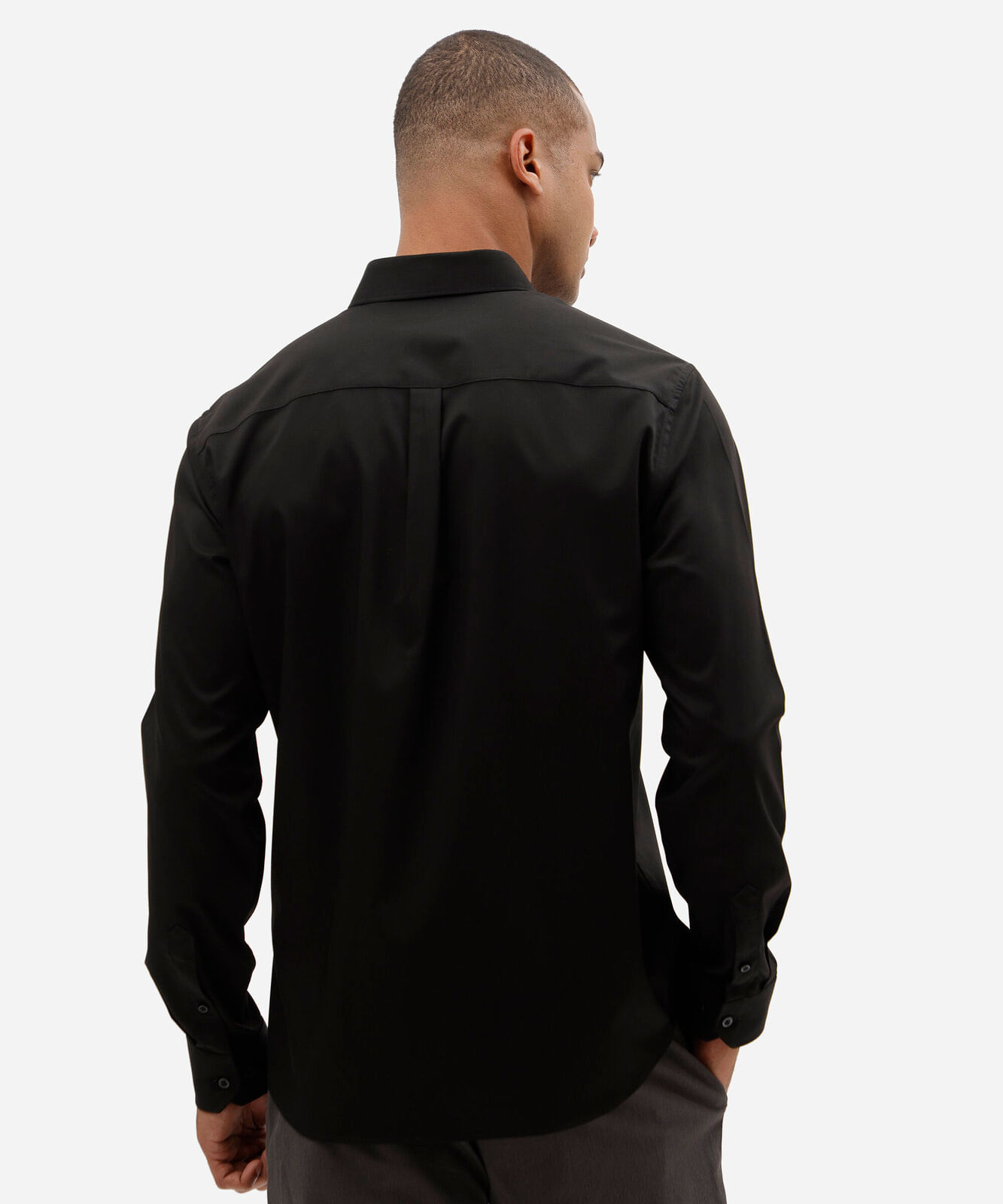 camisa masculina comfort manga longa em viscose com fios metalizados preto