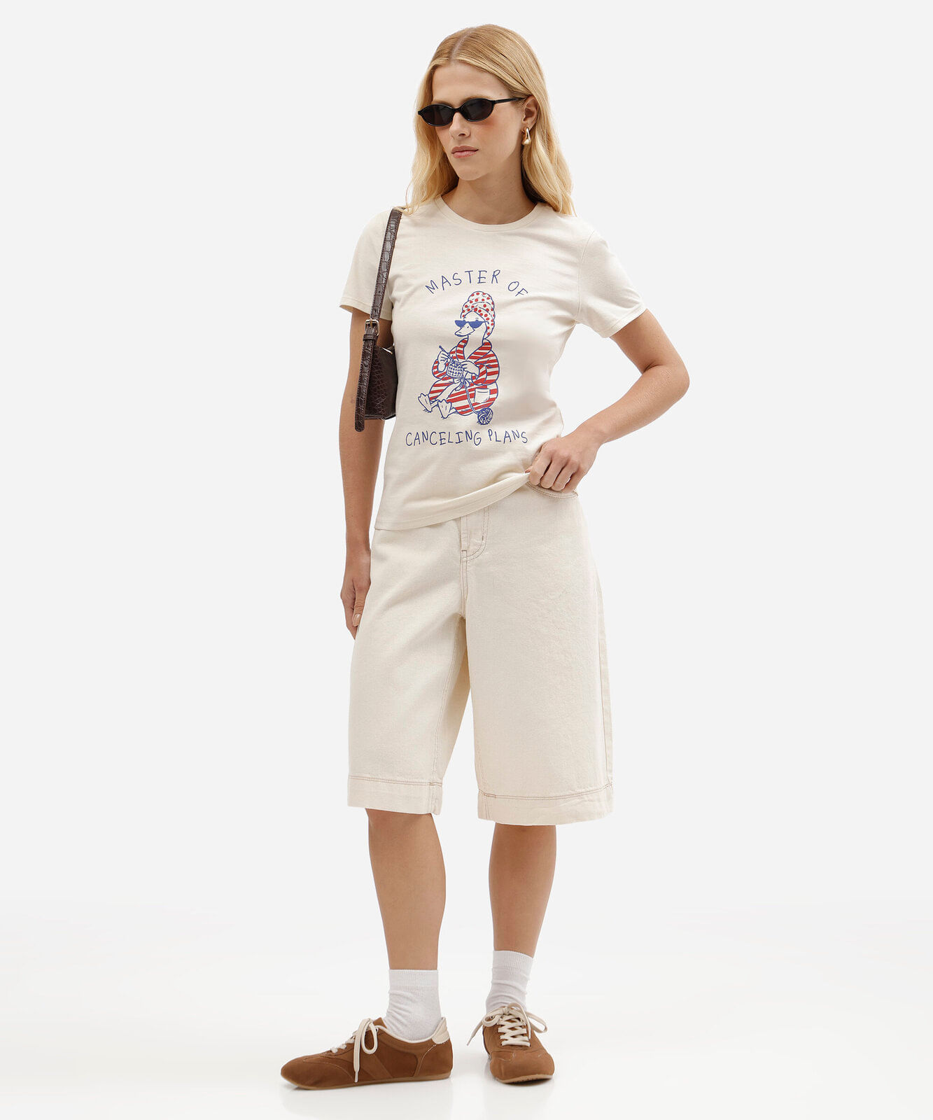 camiseta slim feminina de algodão estampada bege