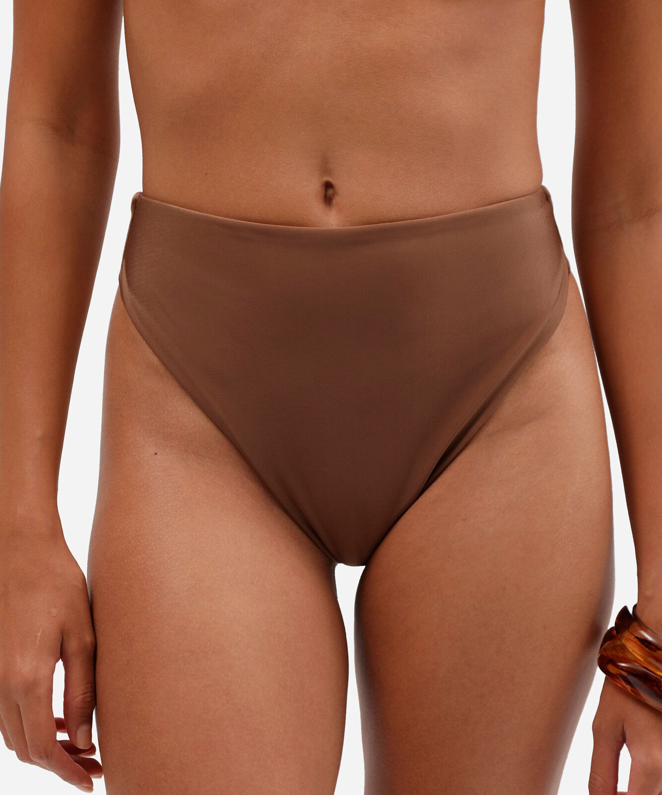 calcinha de biquíni feminina hot pants acetinada com proteção UV marrom