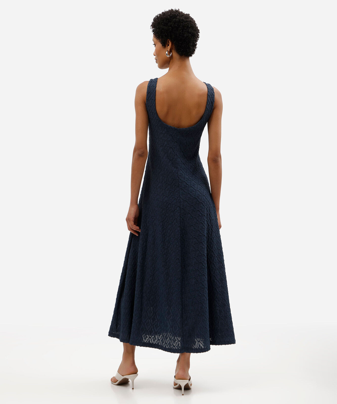 vestido midi feminino godê de laise texturizado azul