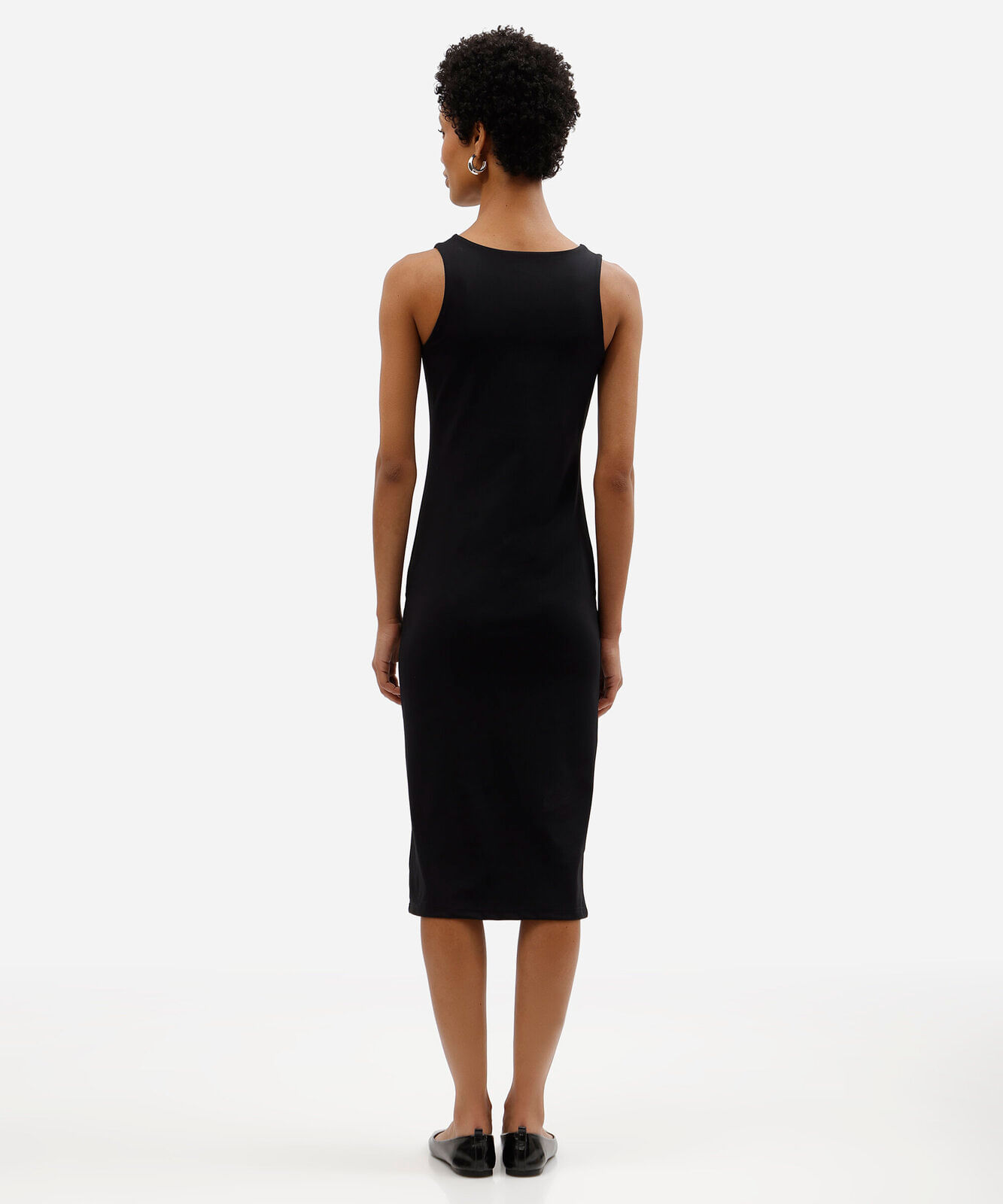 vestido midi feminino básico de poliamida com bojo removível preto