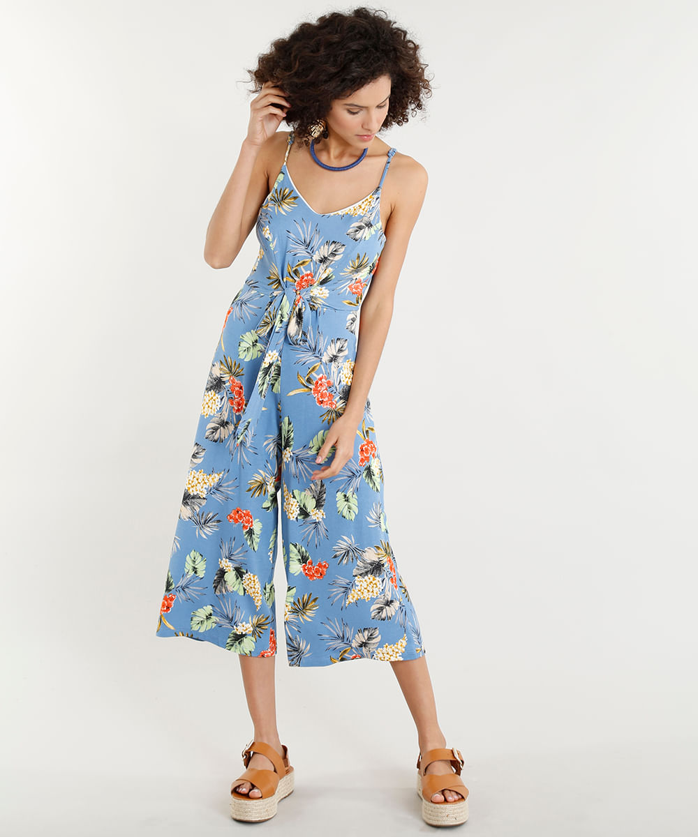 Macacão Pantacourt Feminino Estampado Floral com Laço Alças Finas Decote V Azul Menor preço em Macacão Pantacourt Feminino Estampado Floral com Laço Alças Finas Decote V Azul