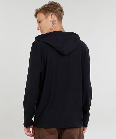 Camiseta Masculina com Bolso e Capuz Manga Longa Preta