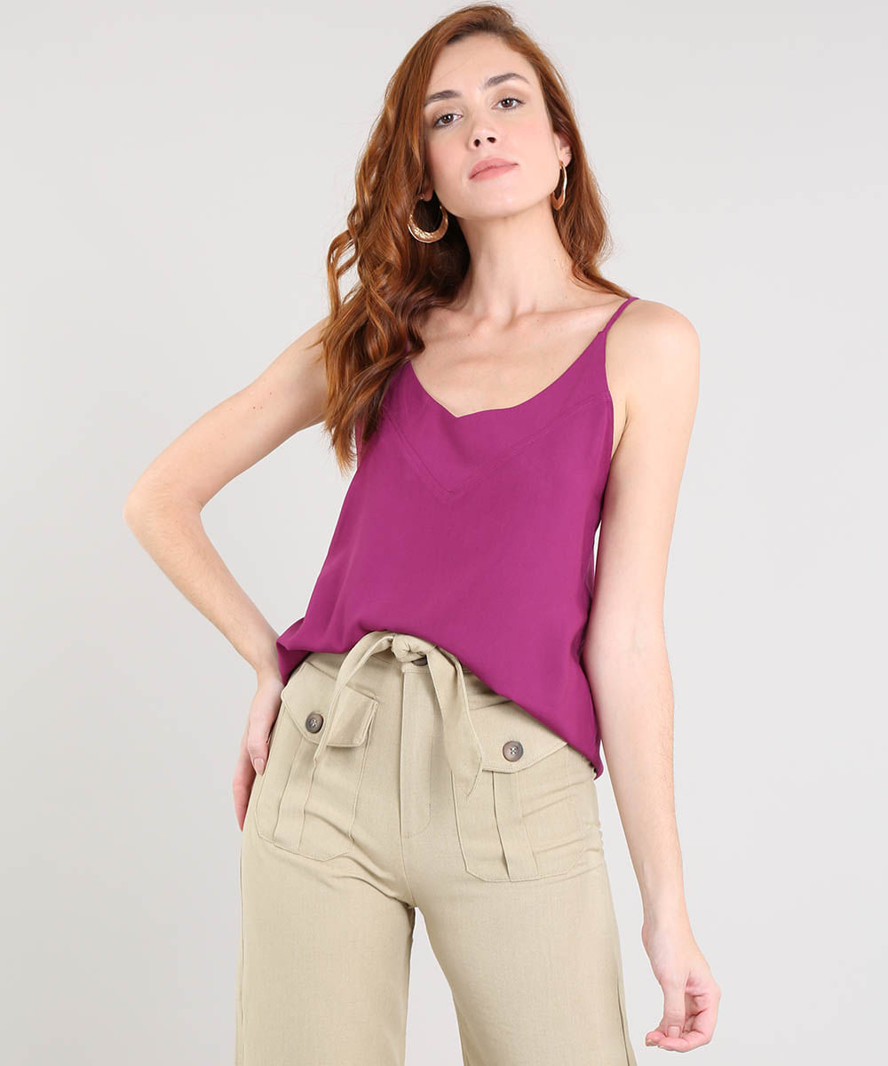 Regata-Feminina-com-Recorte-Decote-V-Roxa-9451731-Roxo_1