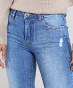 Calca-Jeans-Feminina-Reta-Destroyed-com-Botoes-Azul-Medio-9589550-Azul_Medio_4