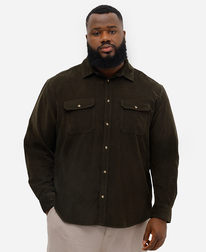 Confira seleção de camisas plus size masculinas