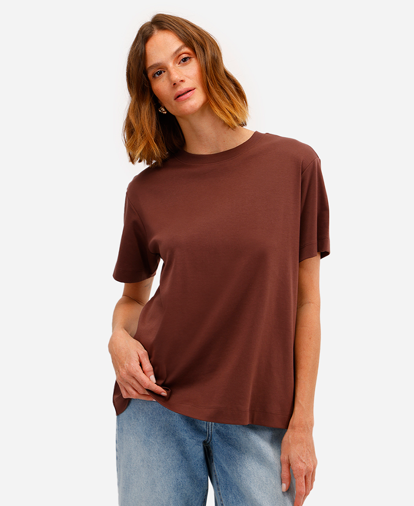 confira seleção de camisetas femininas