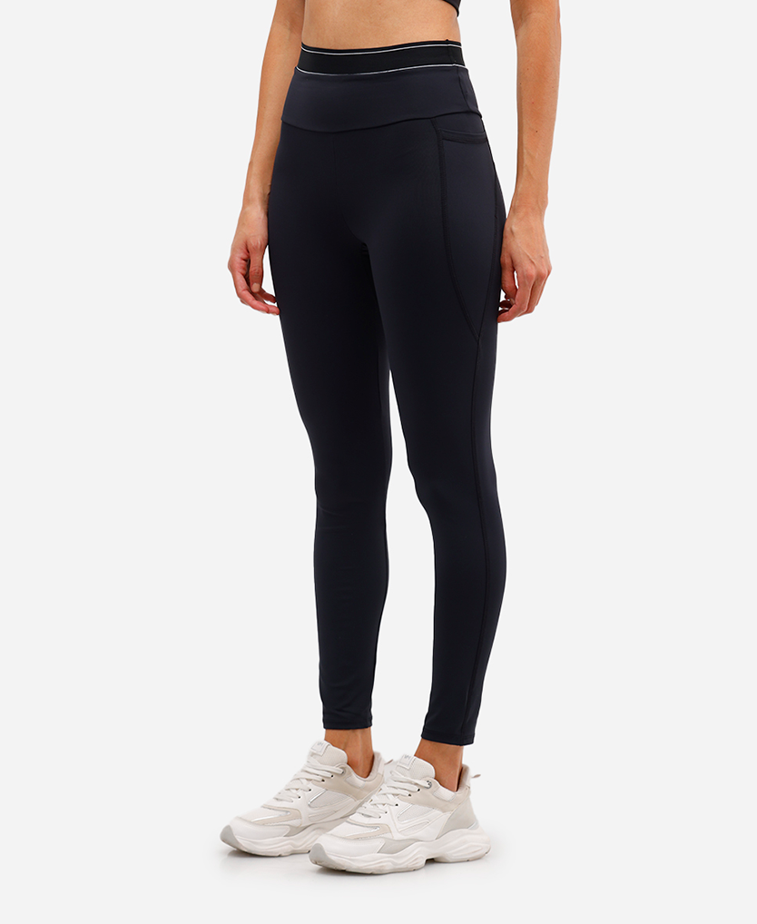 Confira seleção de leggings esportivas femininas